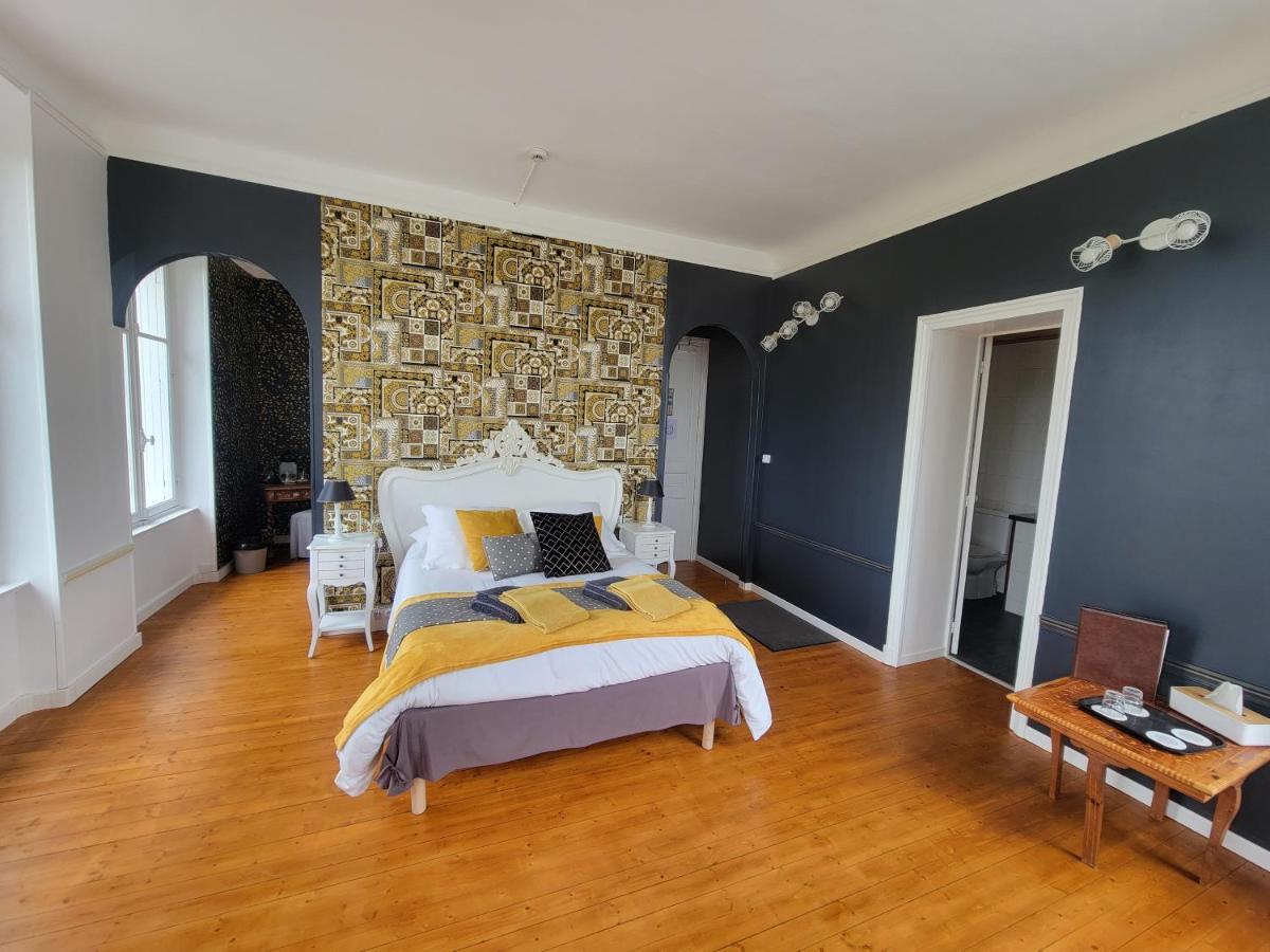 Chateau De Surville Surville  Zimmer foto