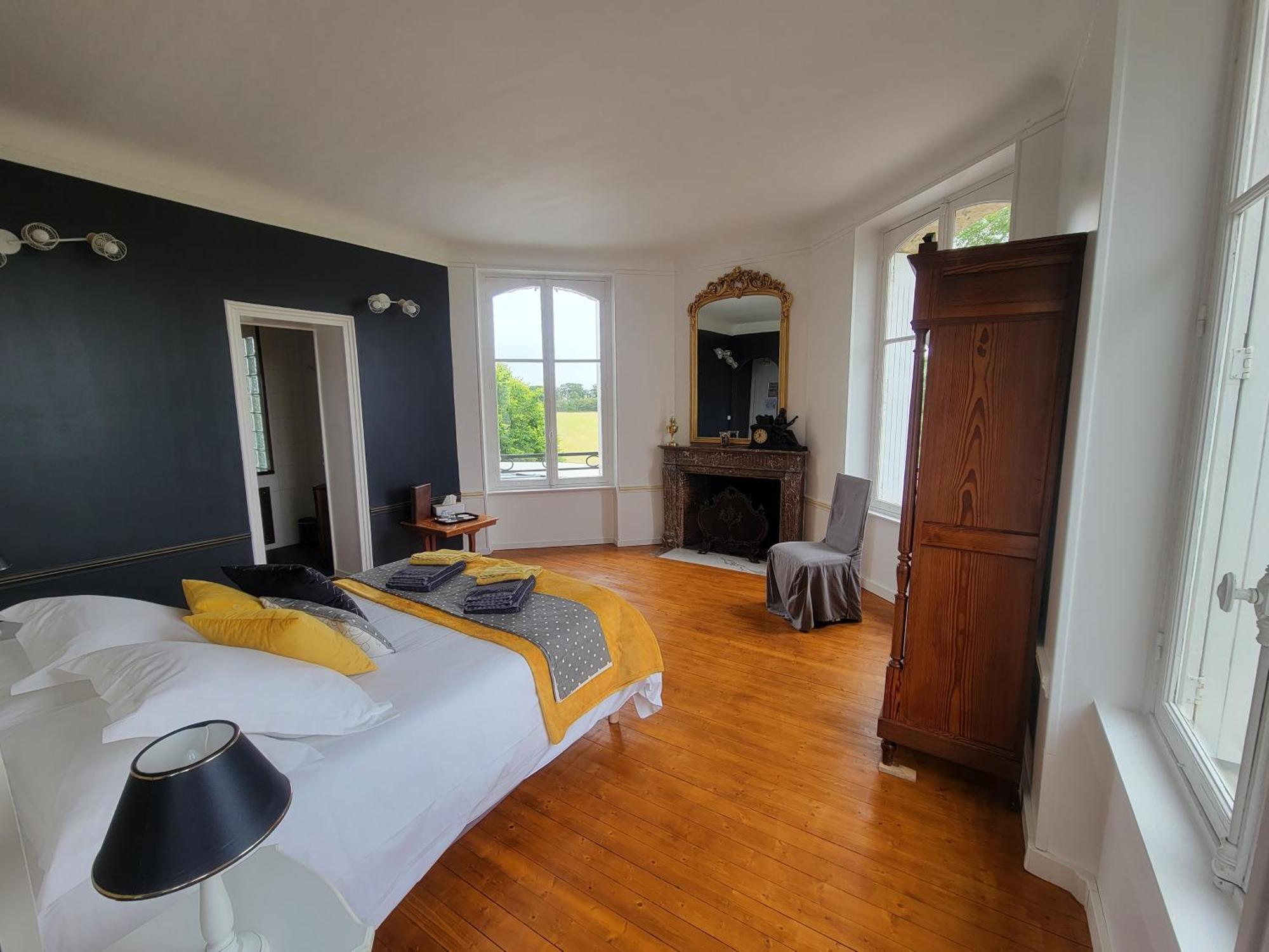 Chateau De Surville Surville  Zimmer foto